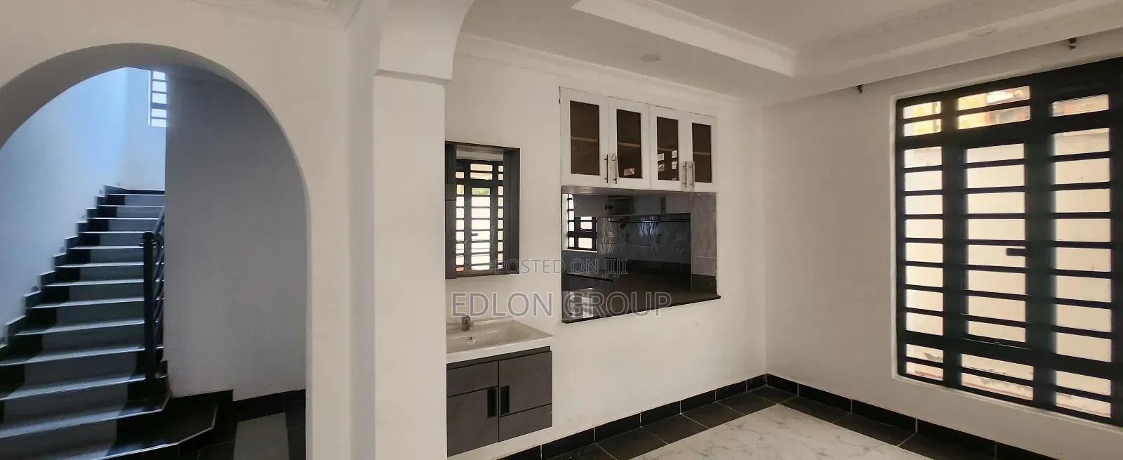 3bdrm Maisonette in Kimbo for sale