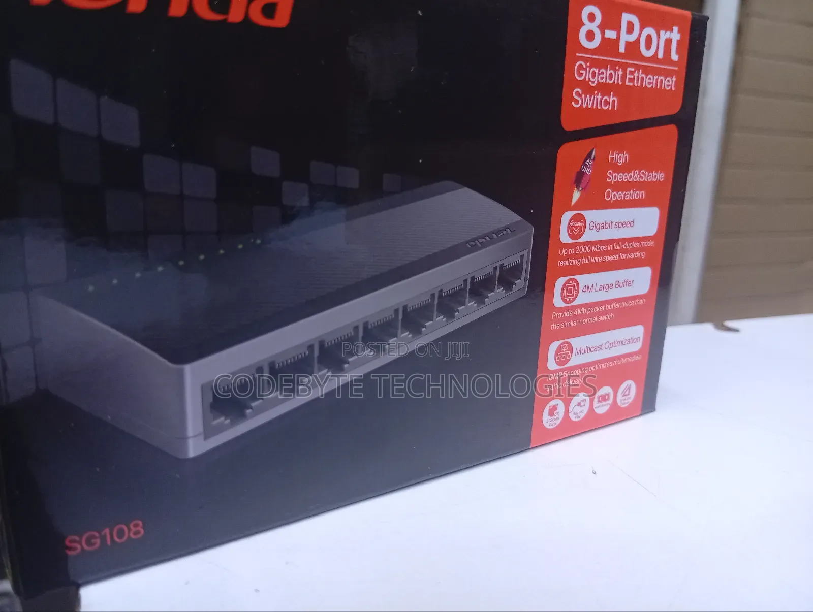 Tenda 8-Port Gigabit Ethernet Desktop Switch - Sg108