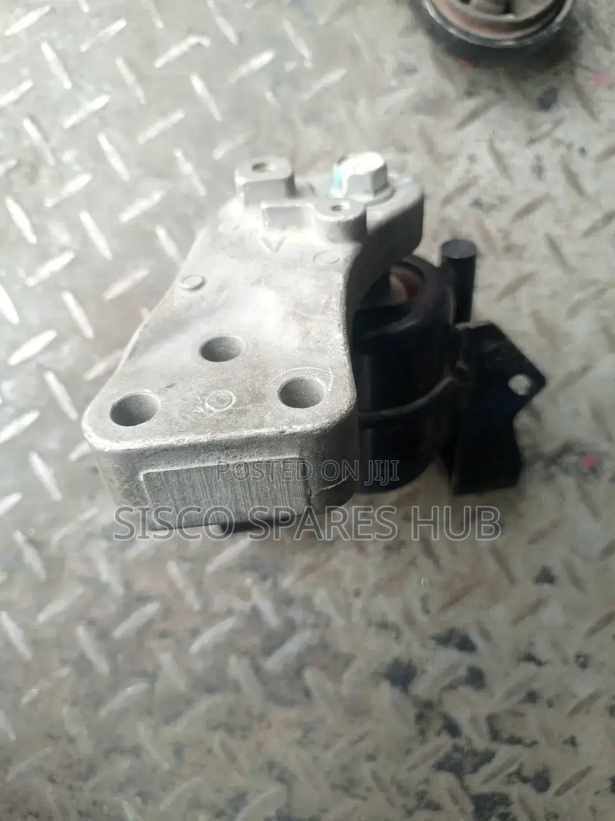 Engine Mount Mitsubishi Mirage