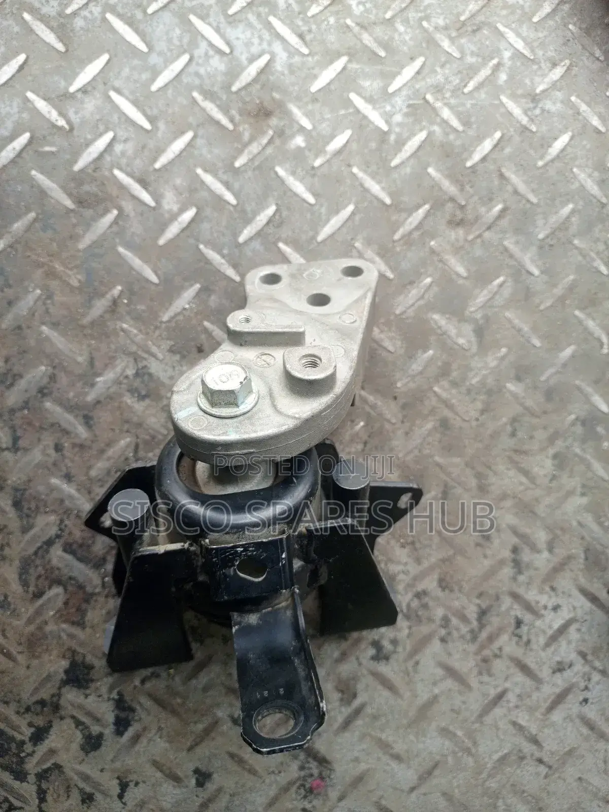 Engine Mount Mitsubishi Mirage