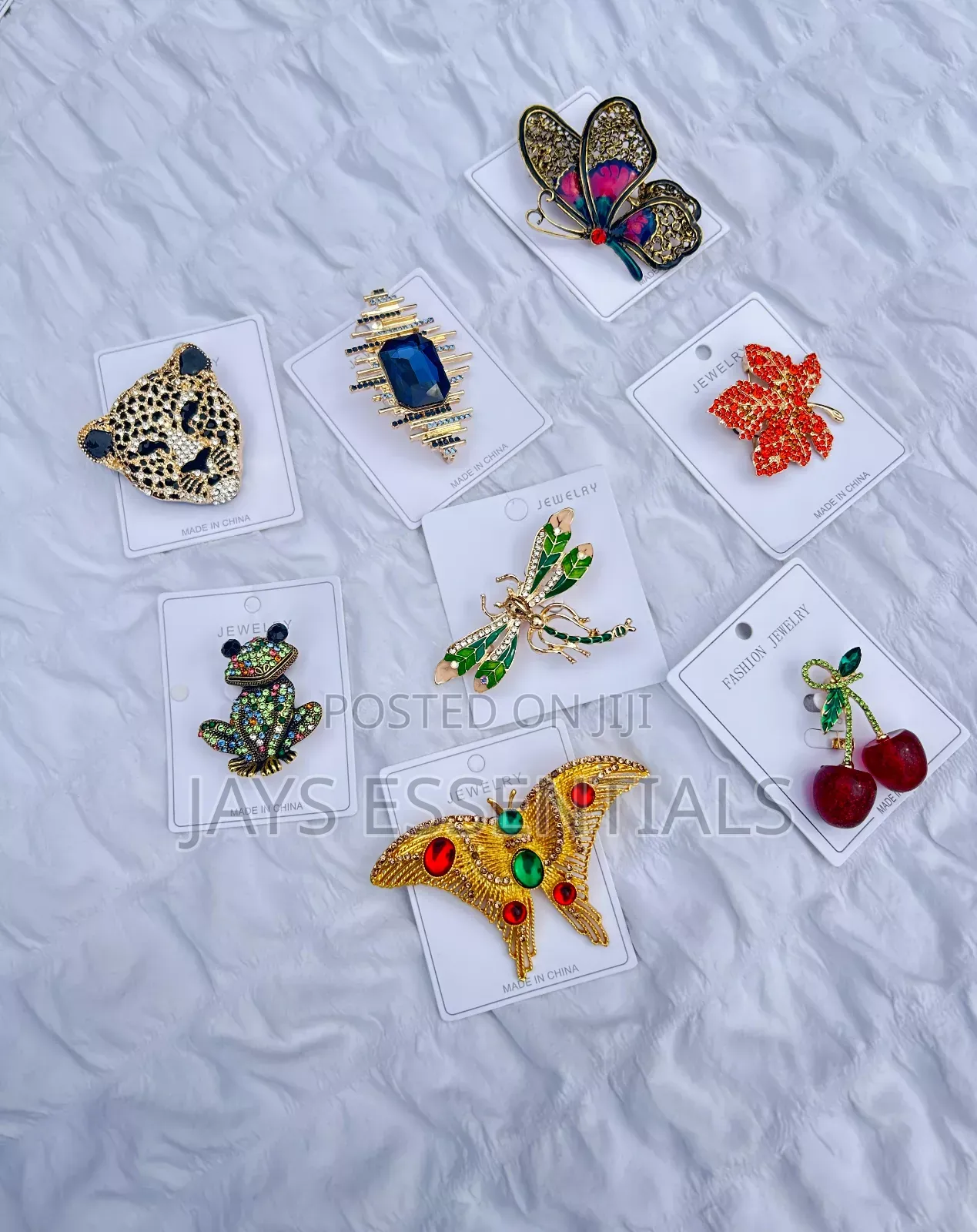One Brooch, Endless Elegance