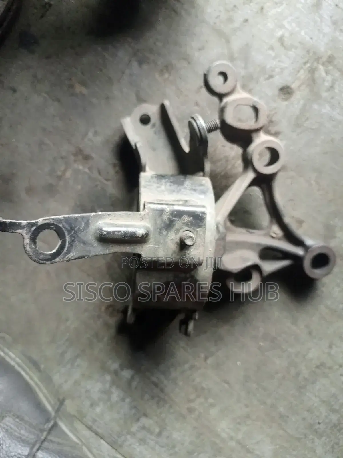 Gear Box Mounting Daihatsu Mira