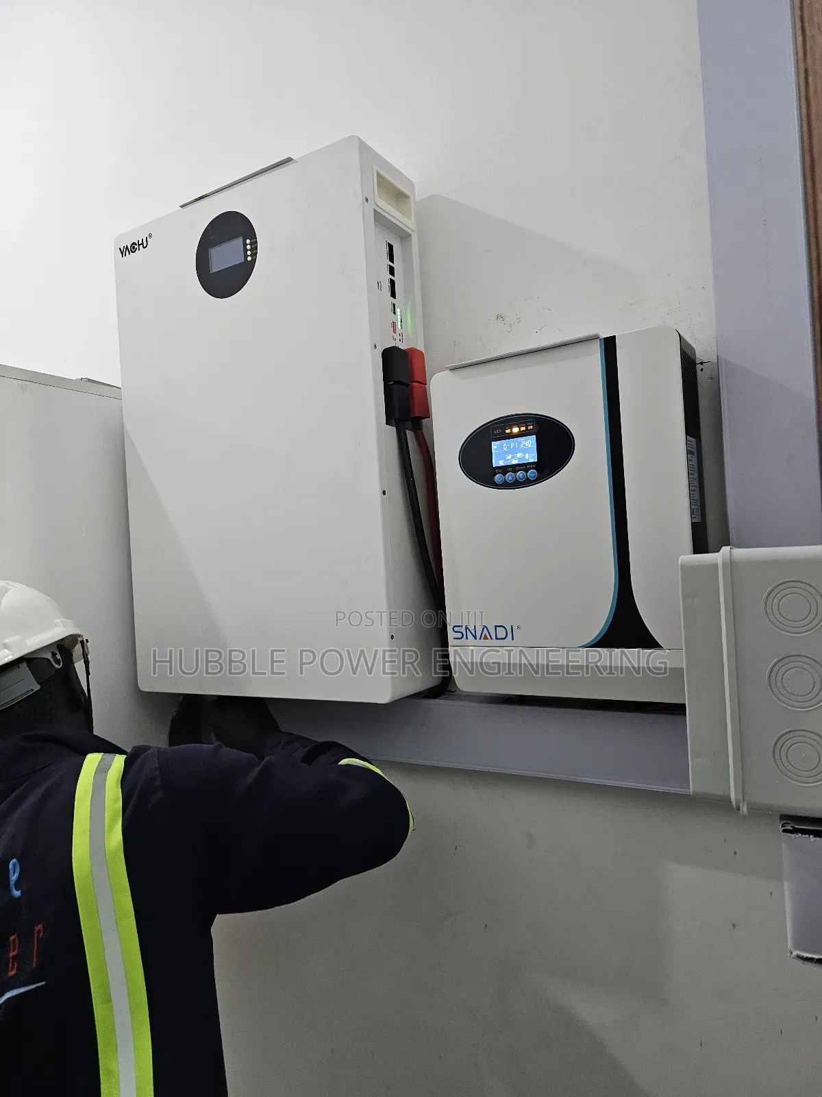 10.24kwh Lithium Battery 5kw Hybrid Inverter 4.4kw Solar