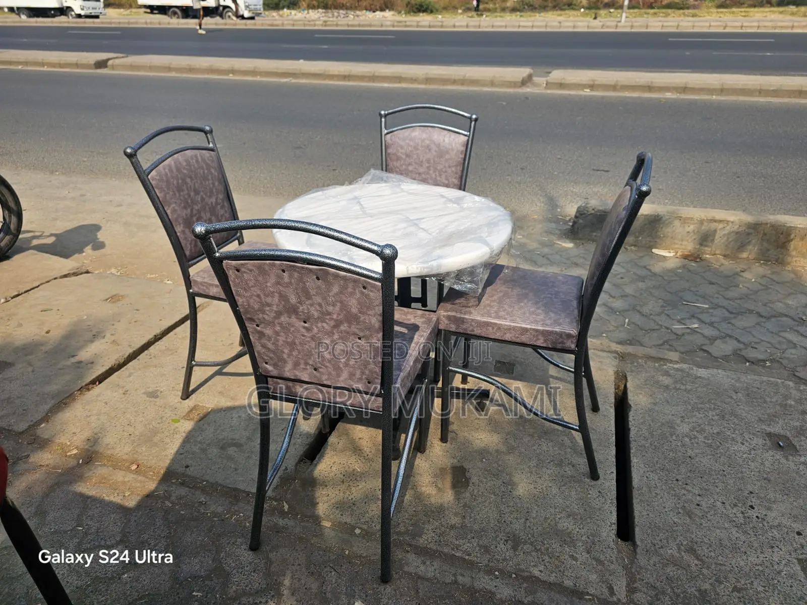 Restaurant And Bar Chairs And Square Table