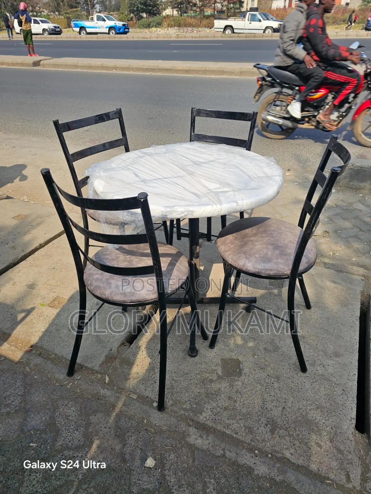 Restaurant And Bar Chairs And Table Set