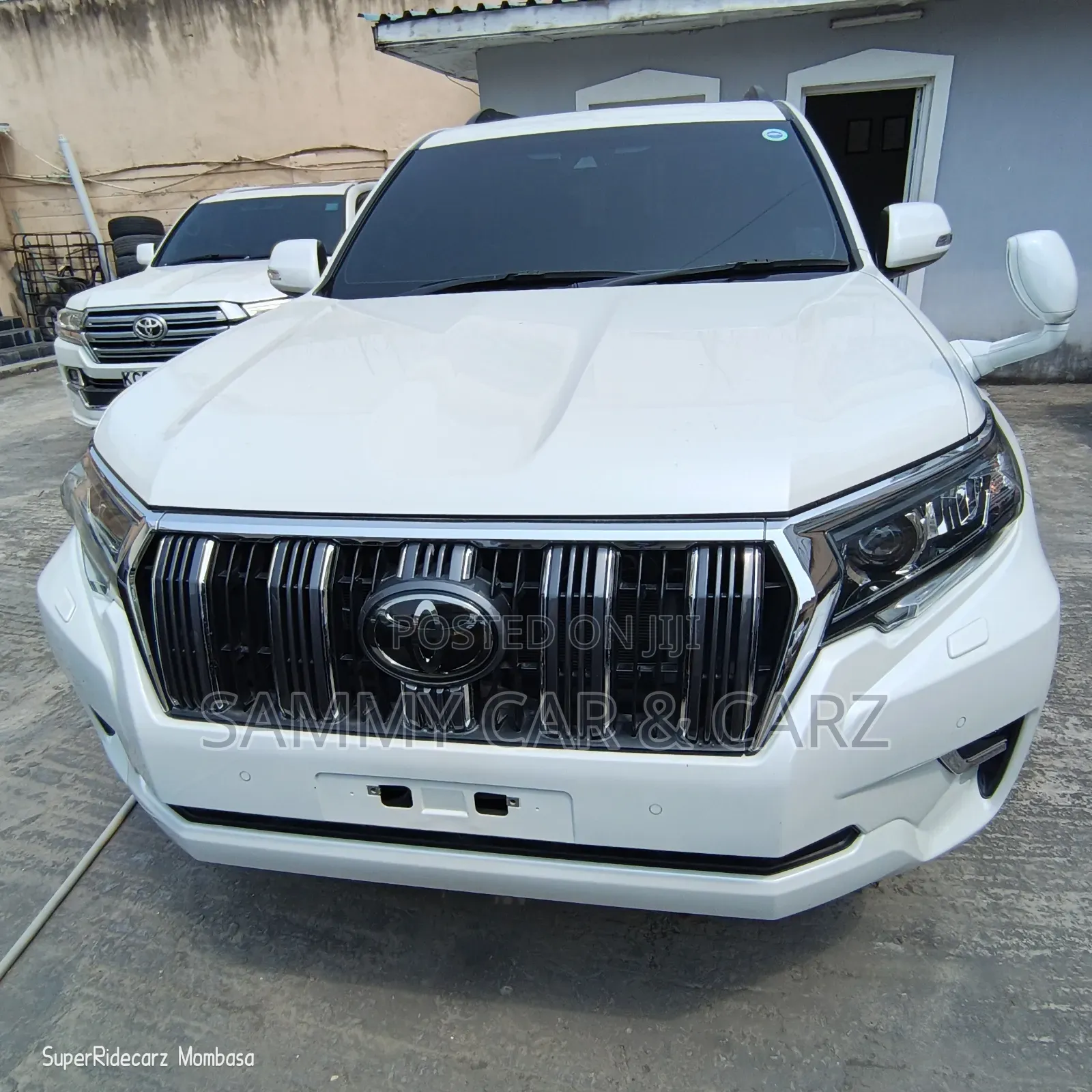 Toyota Land Cruiser Prado 2.7 2018 White
