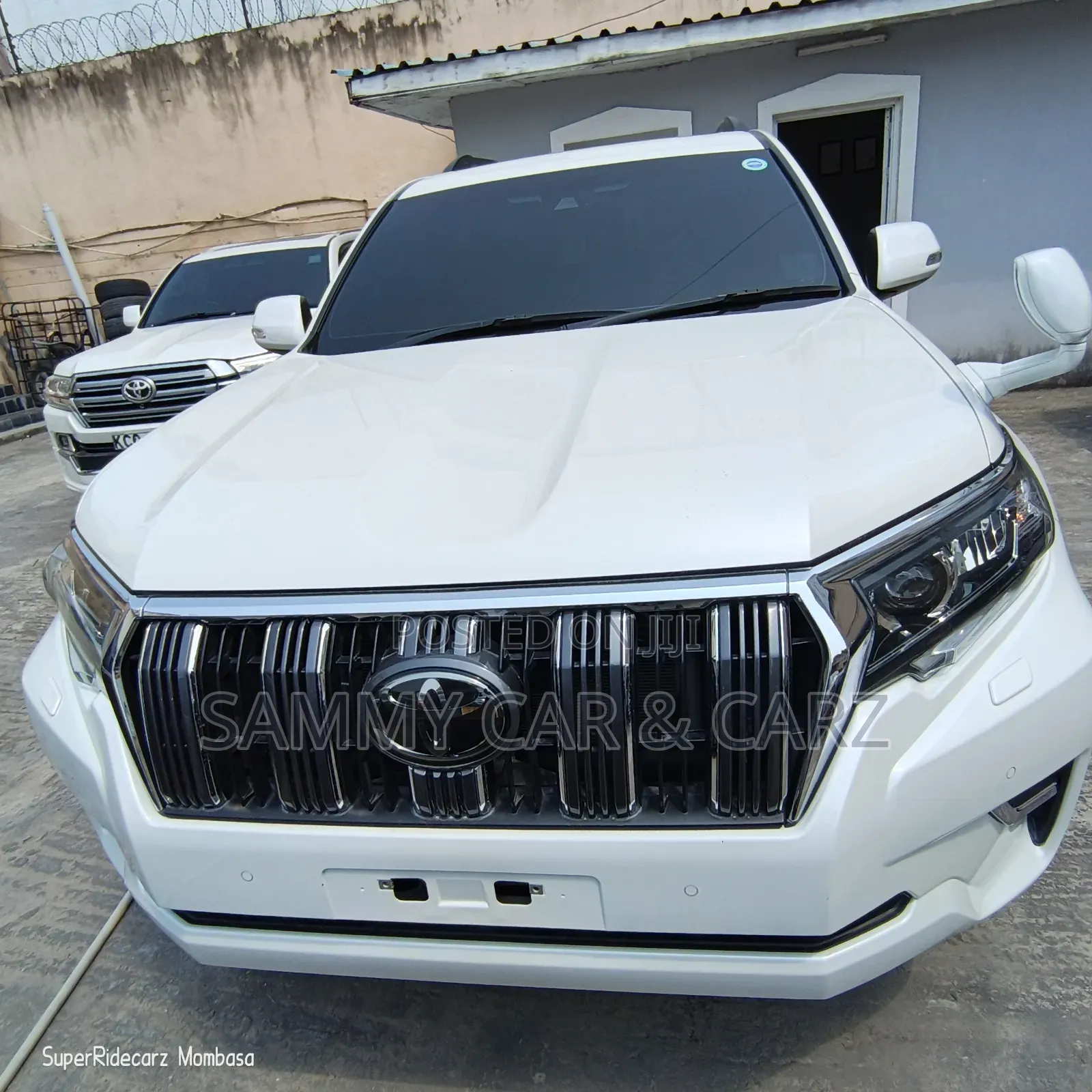 Toyota Land Cruiser Prado 2.7 2018 White