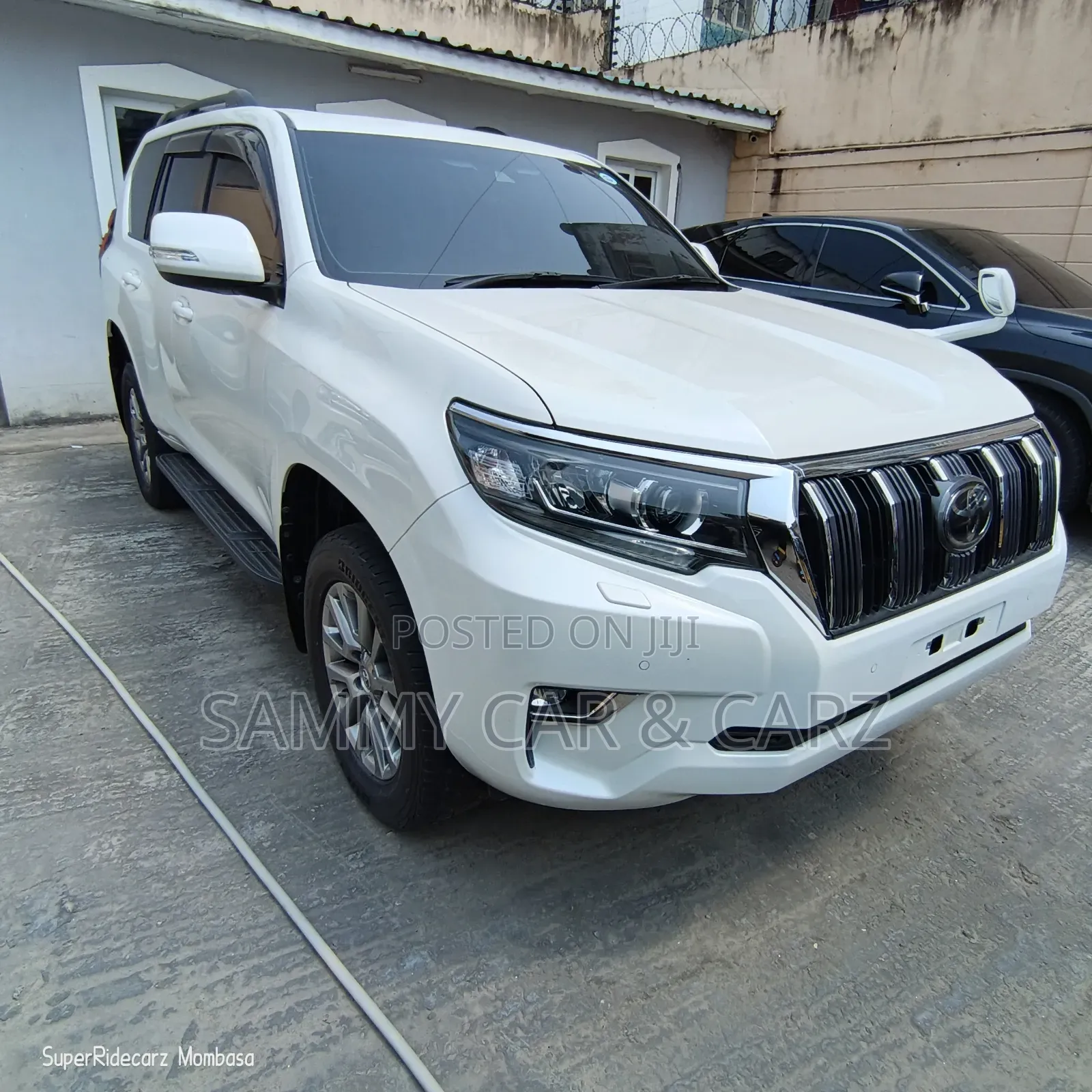 Toyota Land Cruiser Prado 2.7 2018 White