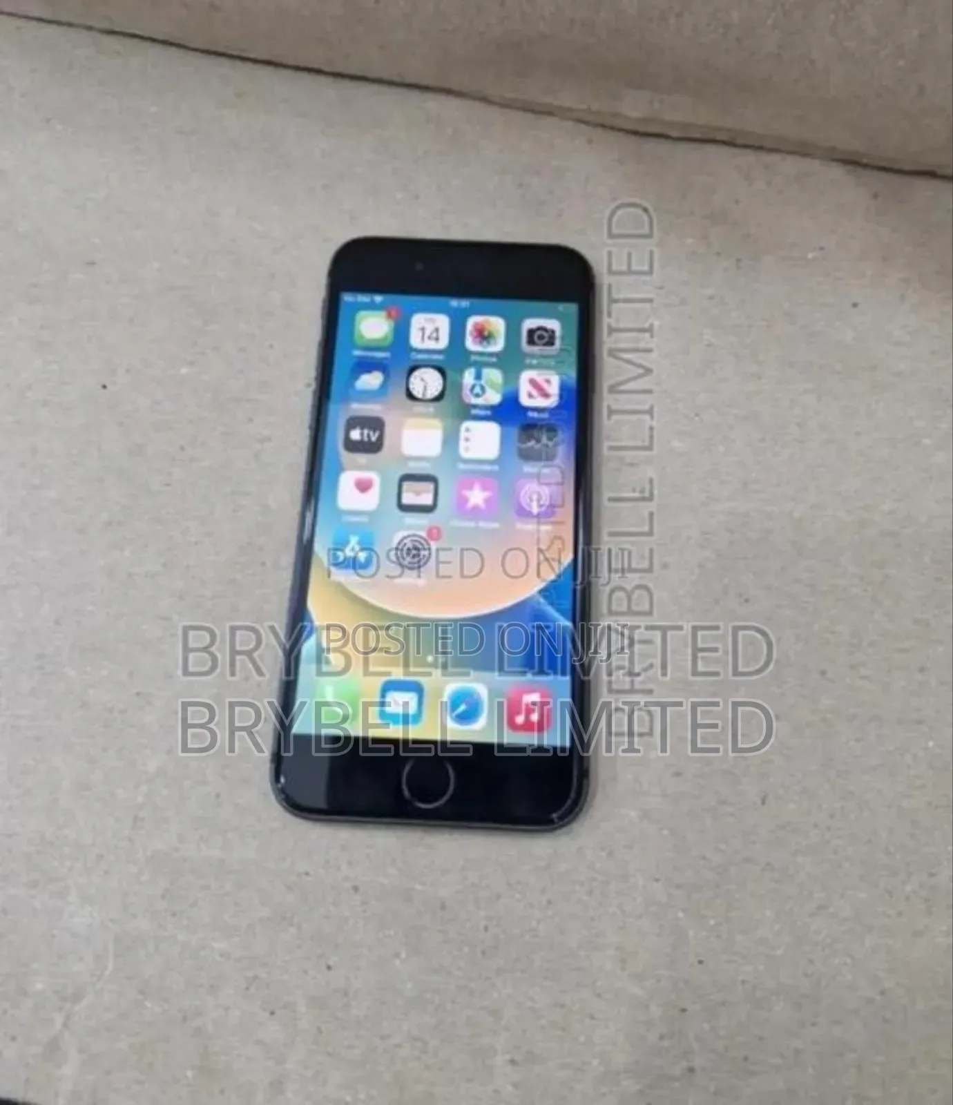Apple iPhone 8 64 GB Black