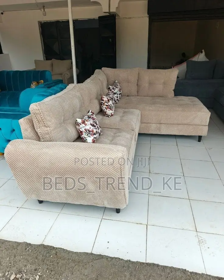Right Sectional 6 Seater L Sofa
