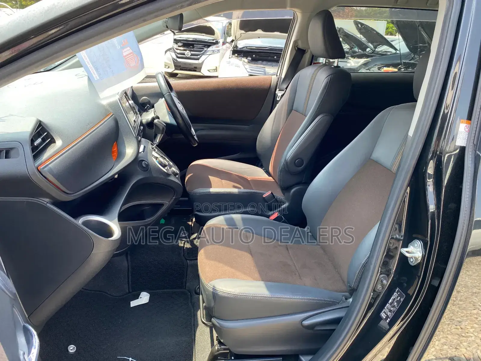 Toyota Sienta 2018 Black