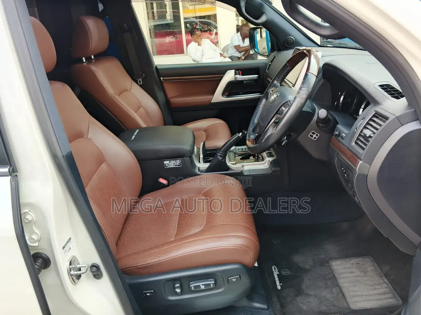 Toyota Land Cruiser 2019 White