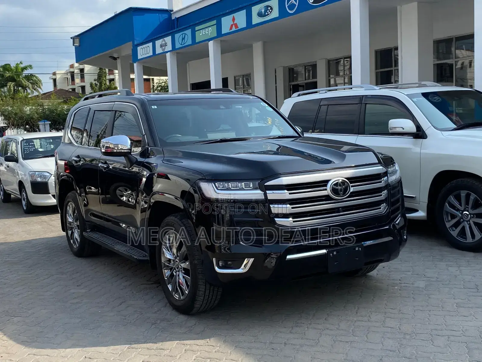 Toyota Land Cruiser 2022 Black