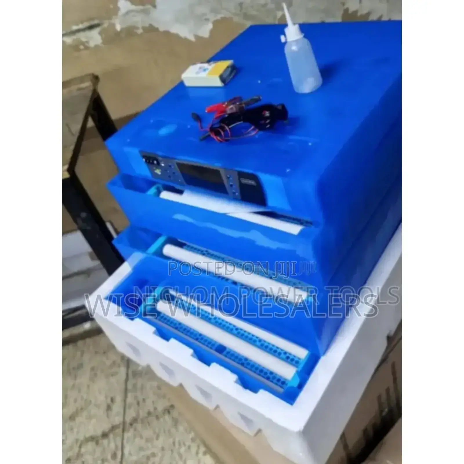 192egg Incubator With Automatic Roller Ac/Dc