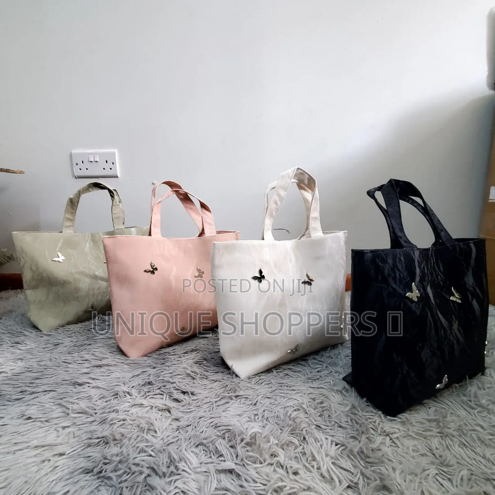 Butterfly Large Capacity Tote Bag*