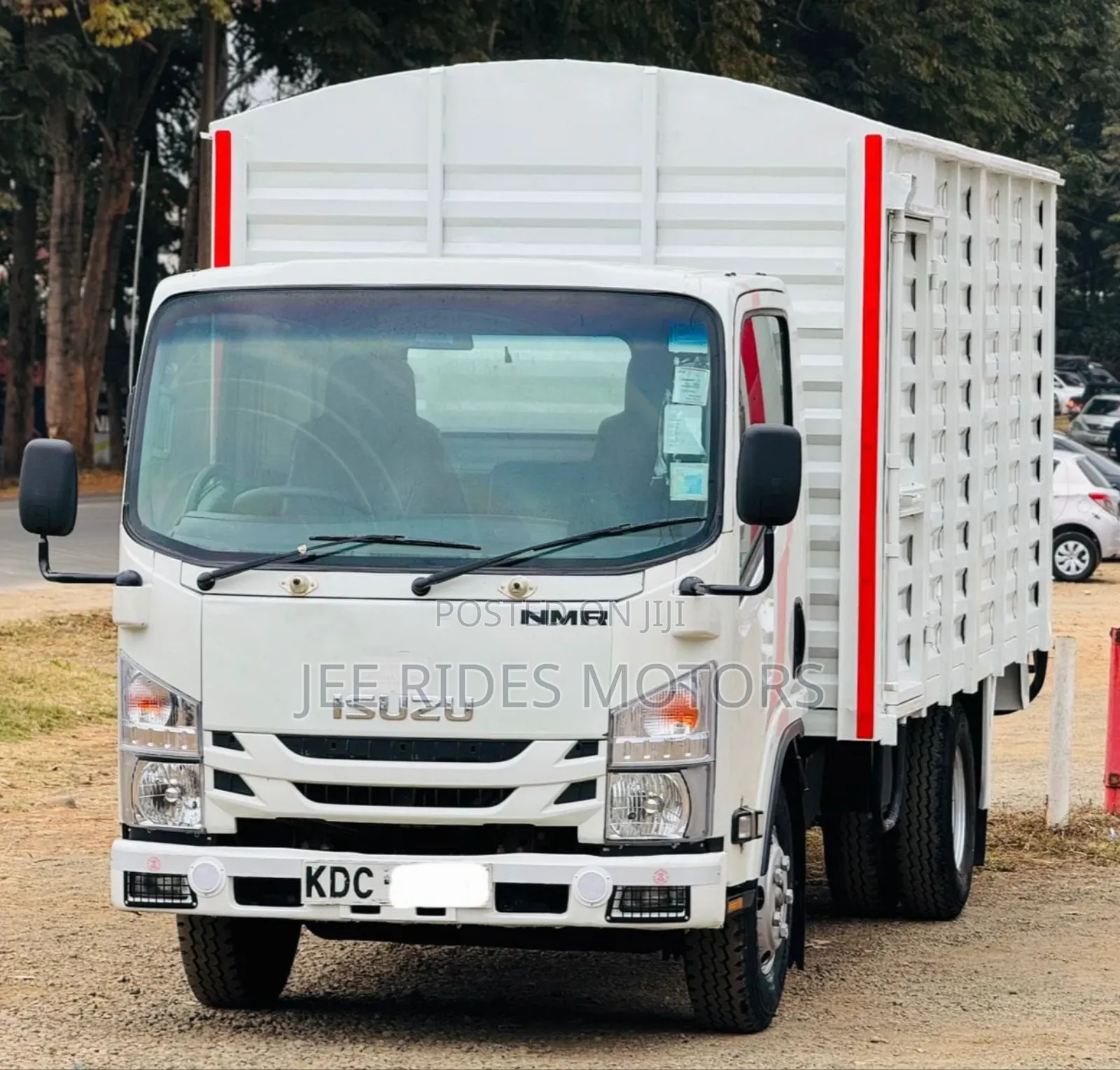 Isuzu NMR Local 2021 White