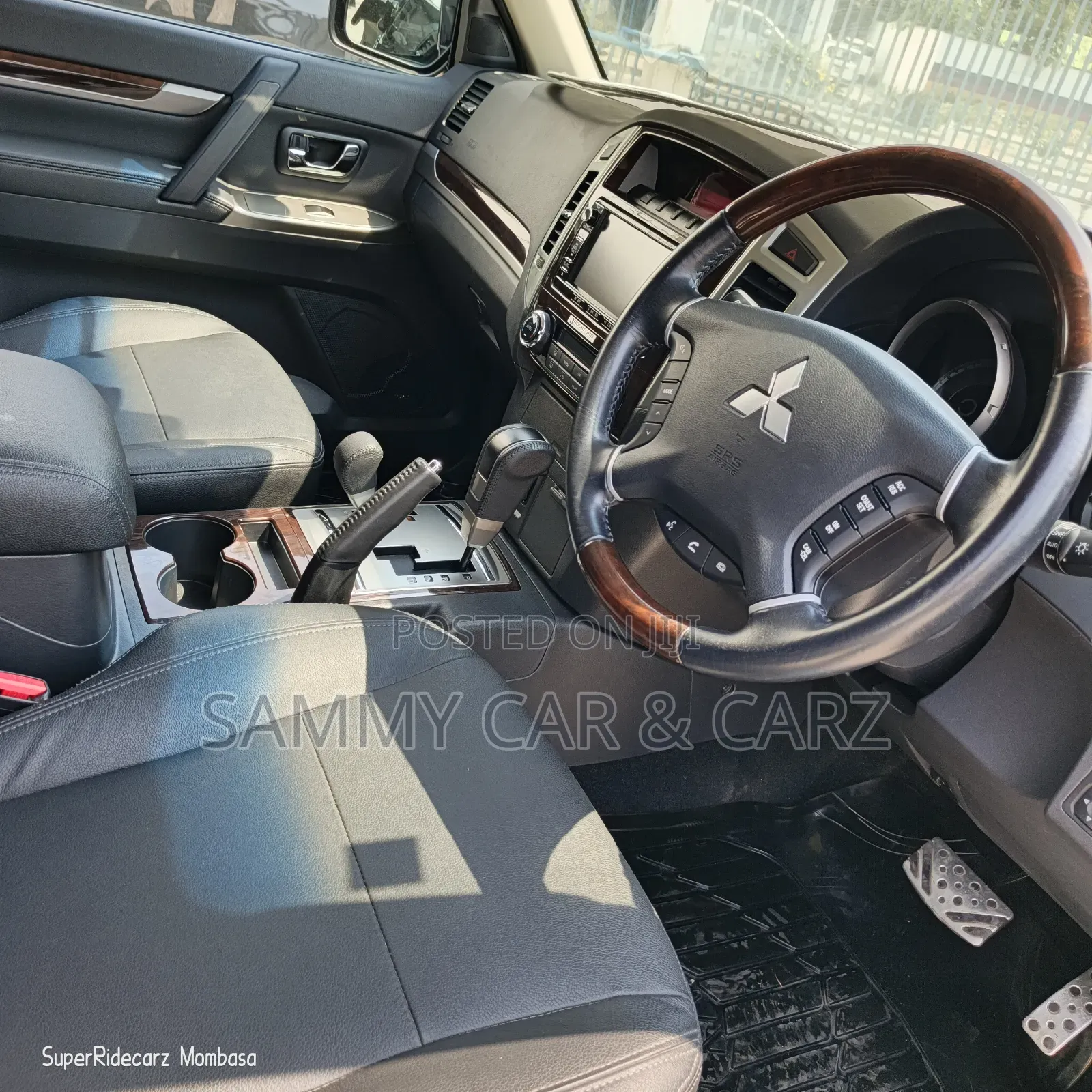 Mitsubishi Pajero Exceed 2018 Silver