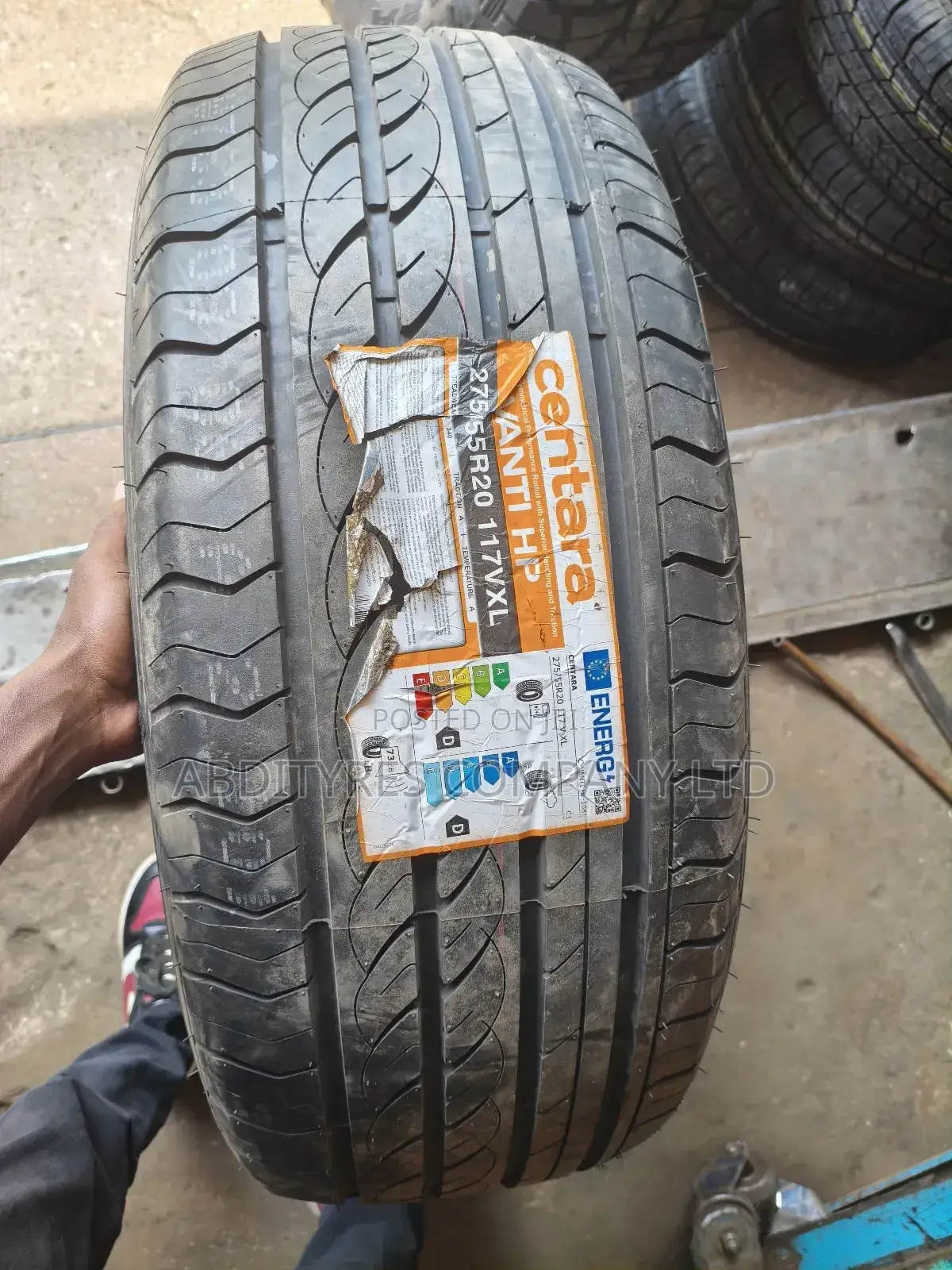 275/55r20 Centara Tires