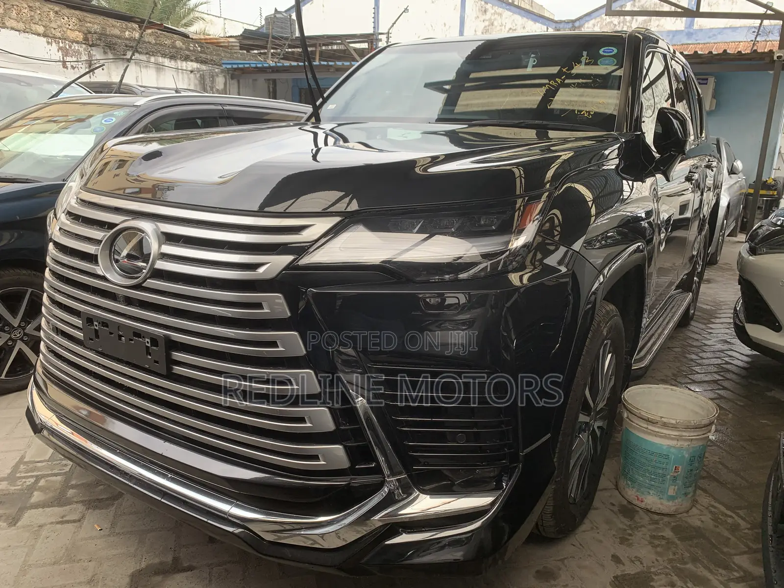 Lexus LX 2023 Matt Black