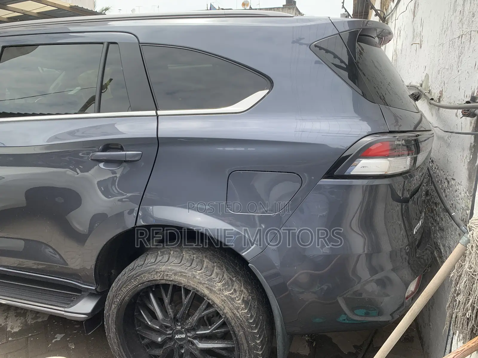 Isuzu MU-X 3.0 Ddi VGS 2021 Black