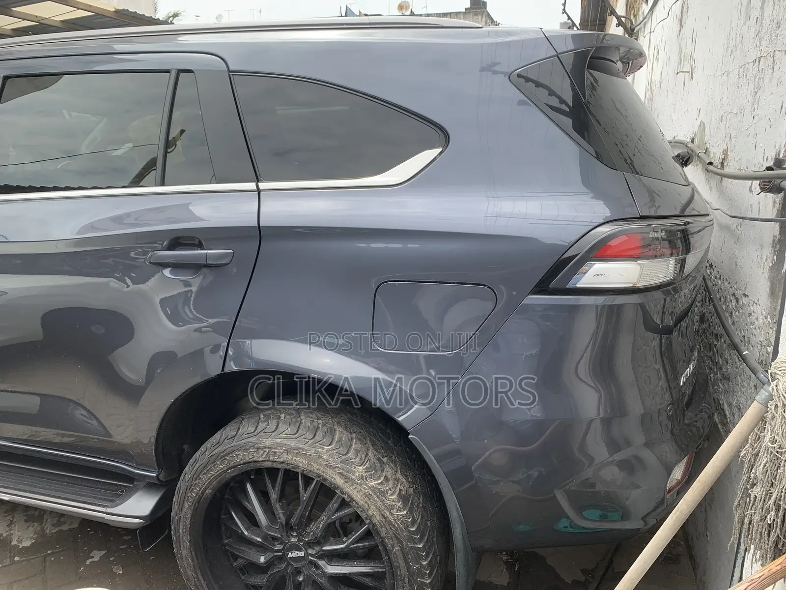 Isuzu MU-X 3.0 Ddi VGS 2021 Black