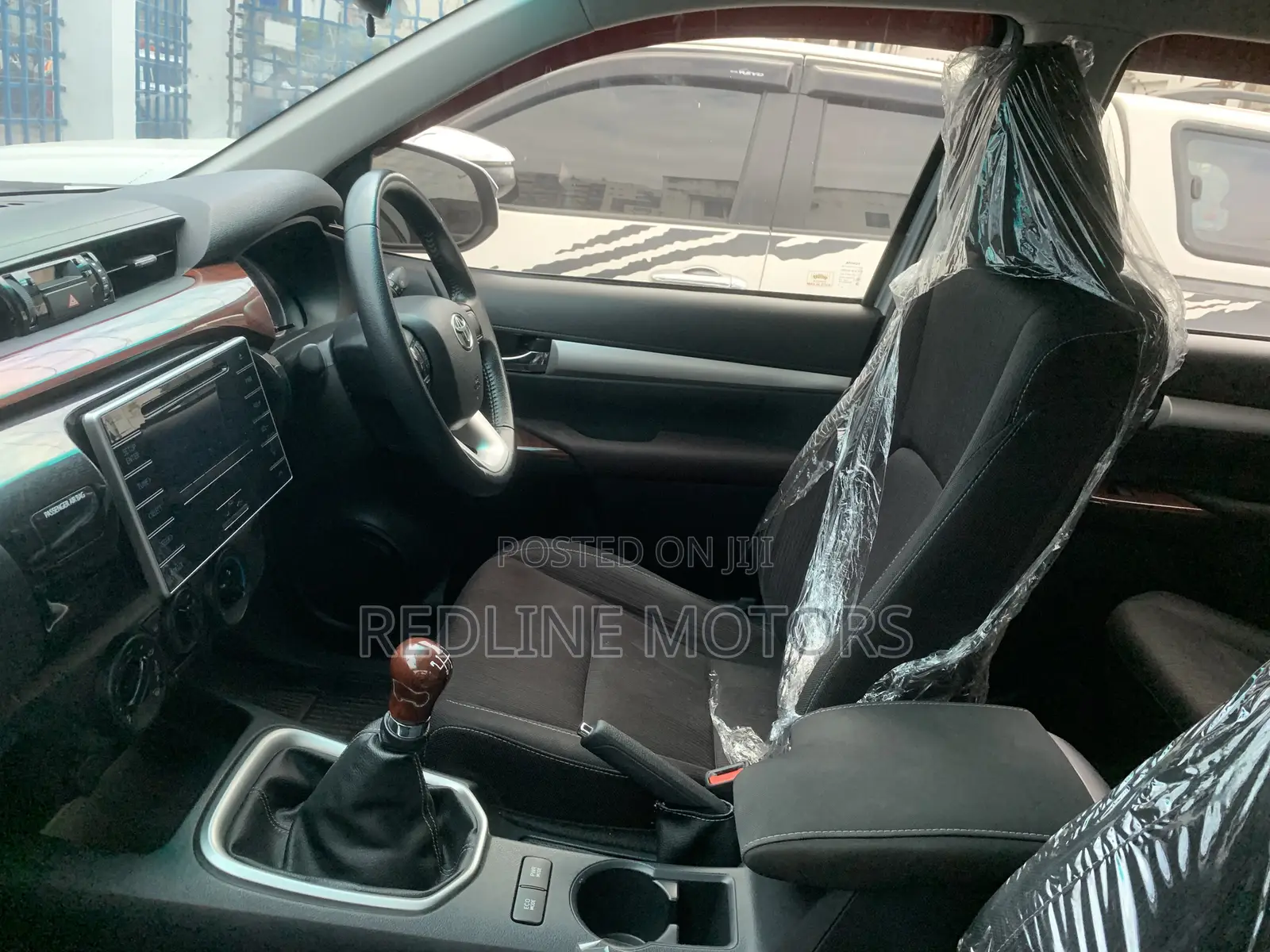 Toyota Hilux Revo Double Cab Deisel 2.8 RWD 2018 Silver