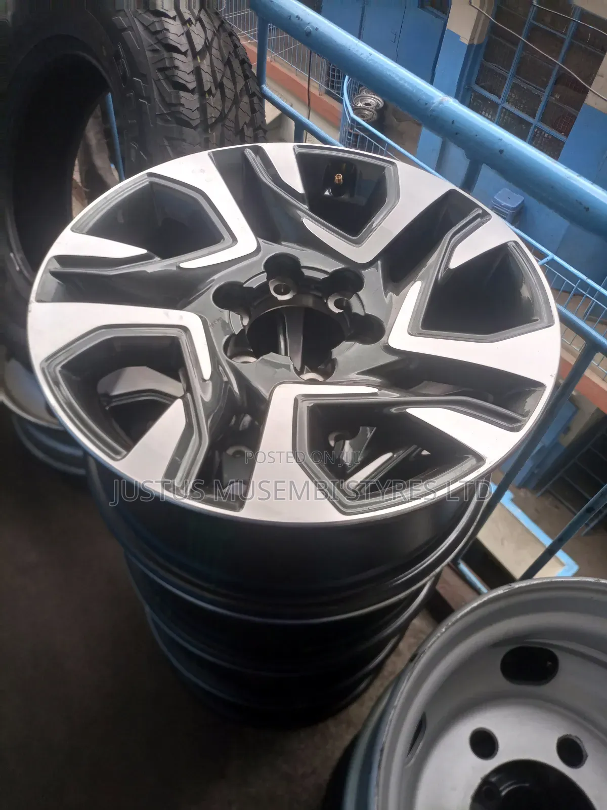 Fortuner Sports Rims Size 18