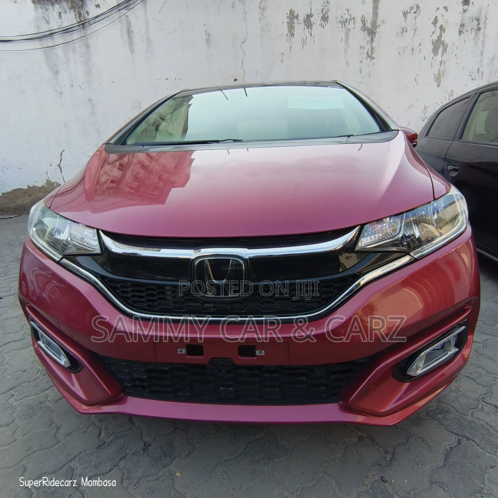 Honda Fit 2018 Maroon