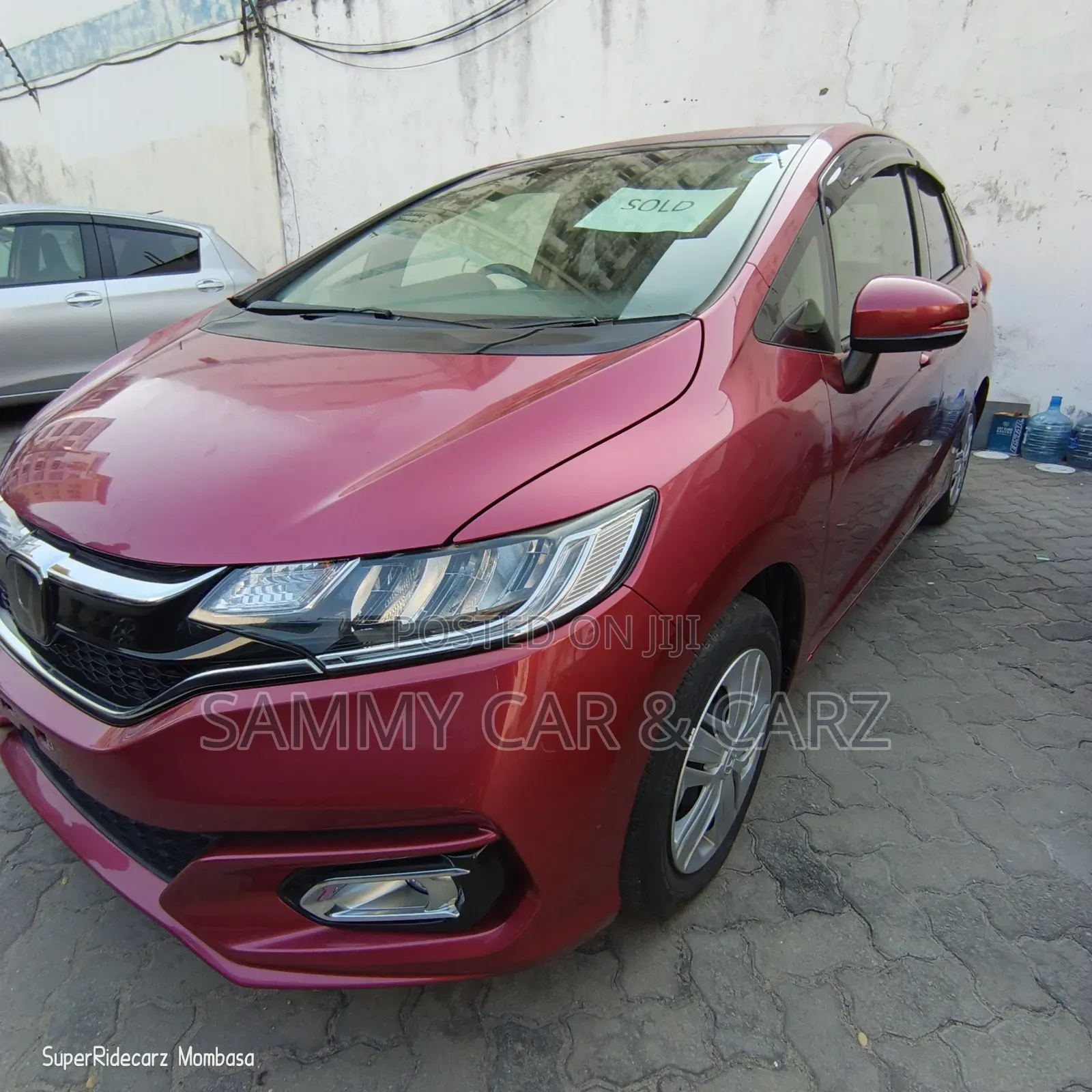 Honda Fit 2018 Maroon