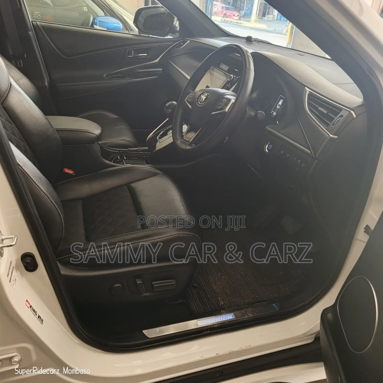 Toyota Harrier 2.0 4WD 2018 White