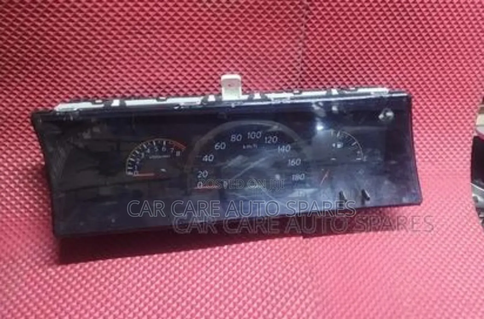 Dashboards Clock Nissan Teana