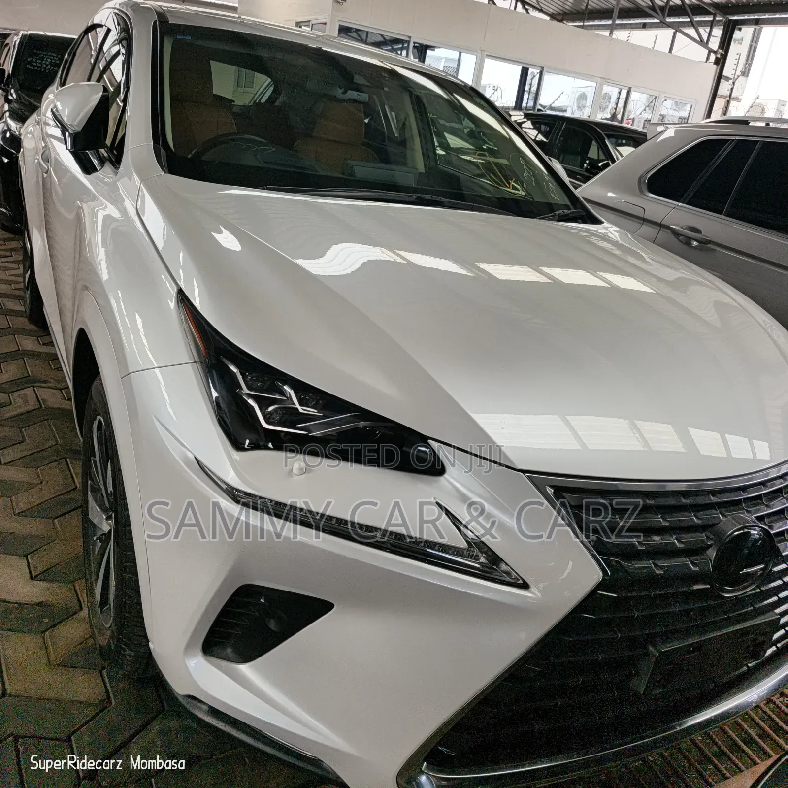 Lexus NX 300 FWD 2018 White