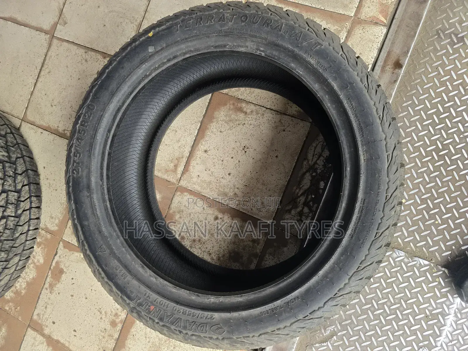 275/45r20 Davanti a/T