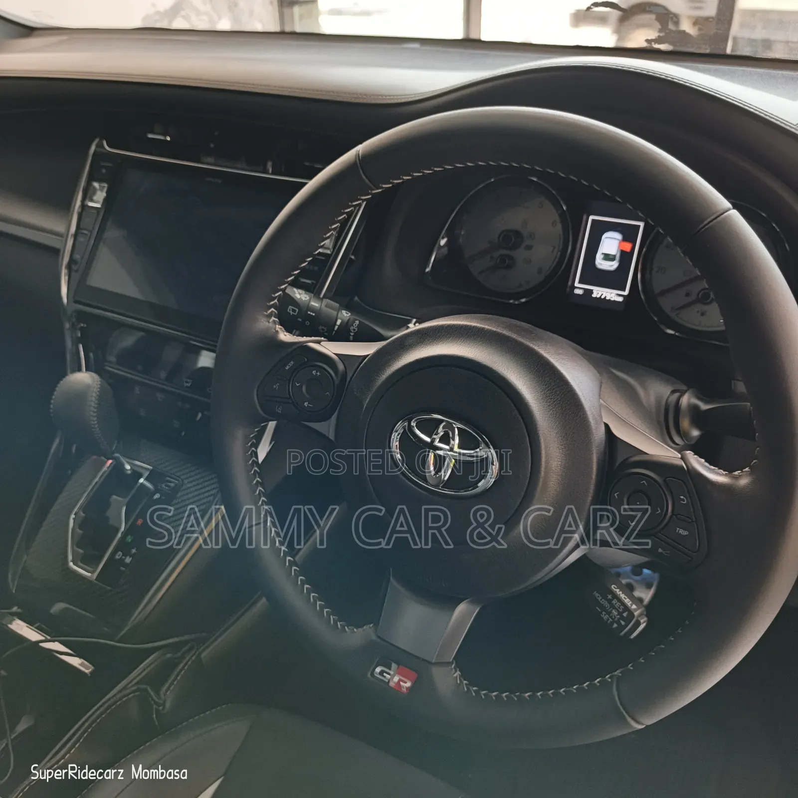 Toyota Harrier 2.0 Turbo 2018 White