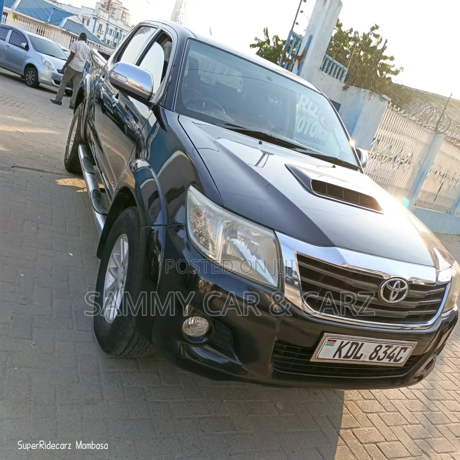 Toyota Hilux 2015 Black