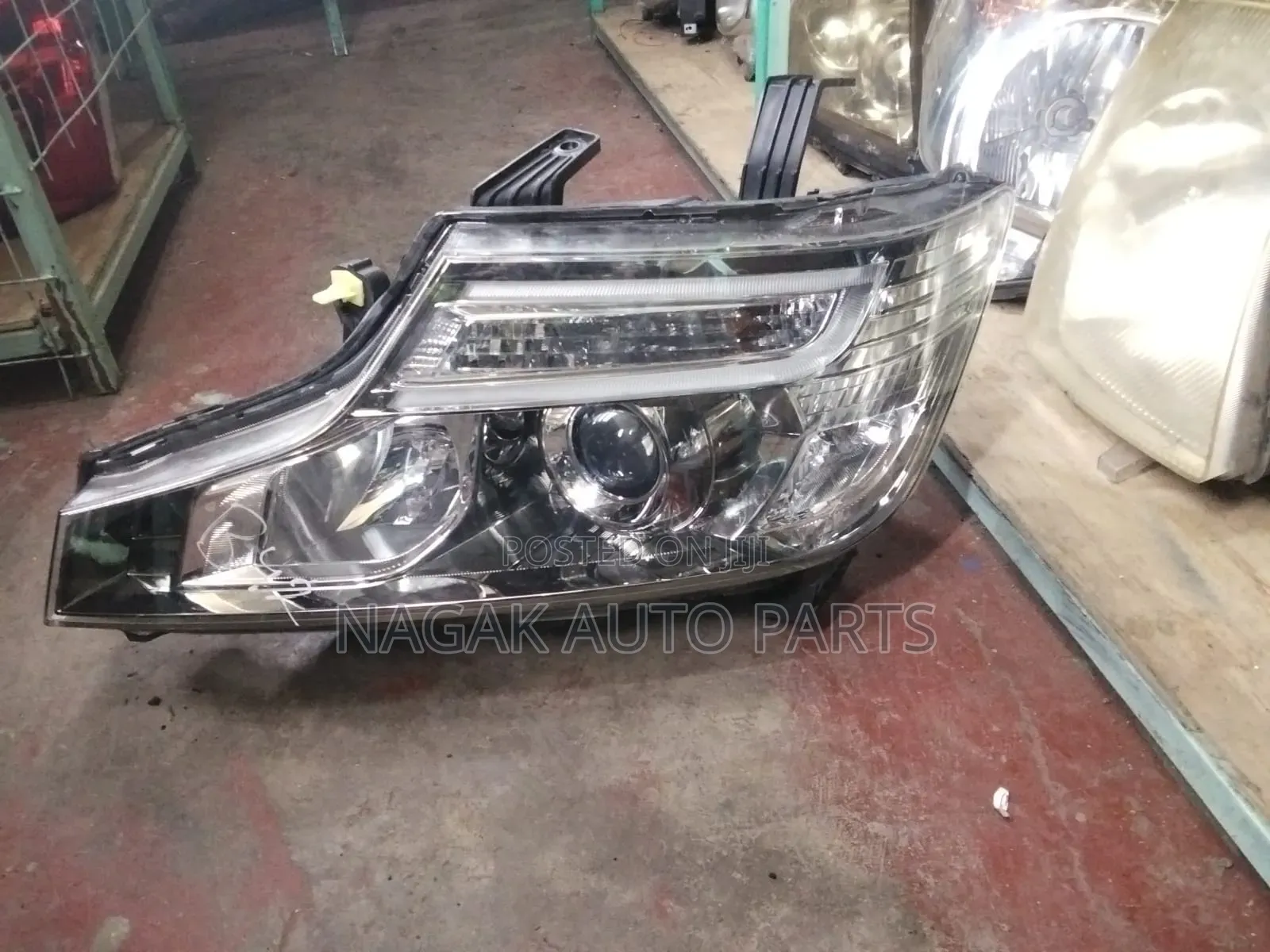 Honda Stepwagon 2012-2015 Headlight