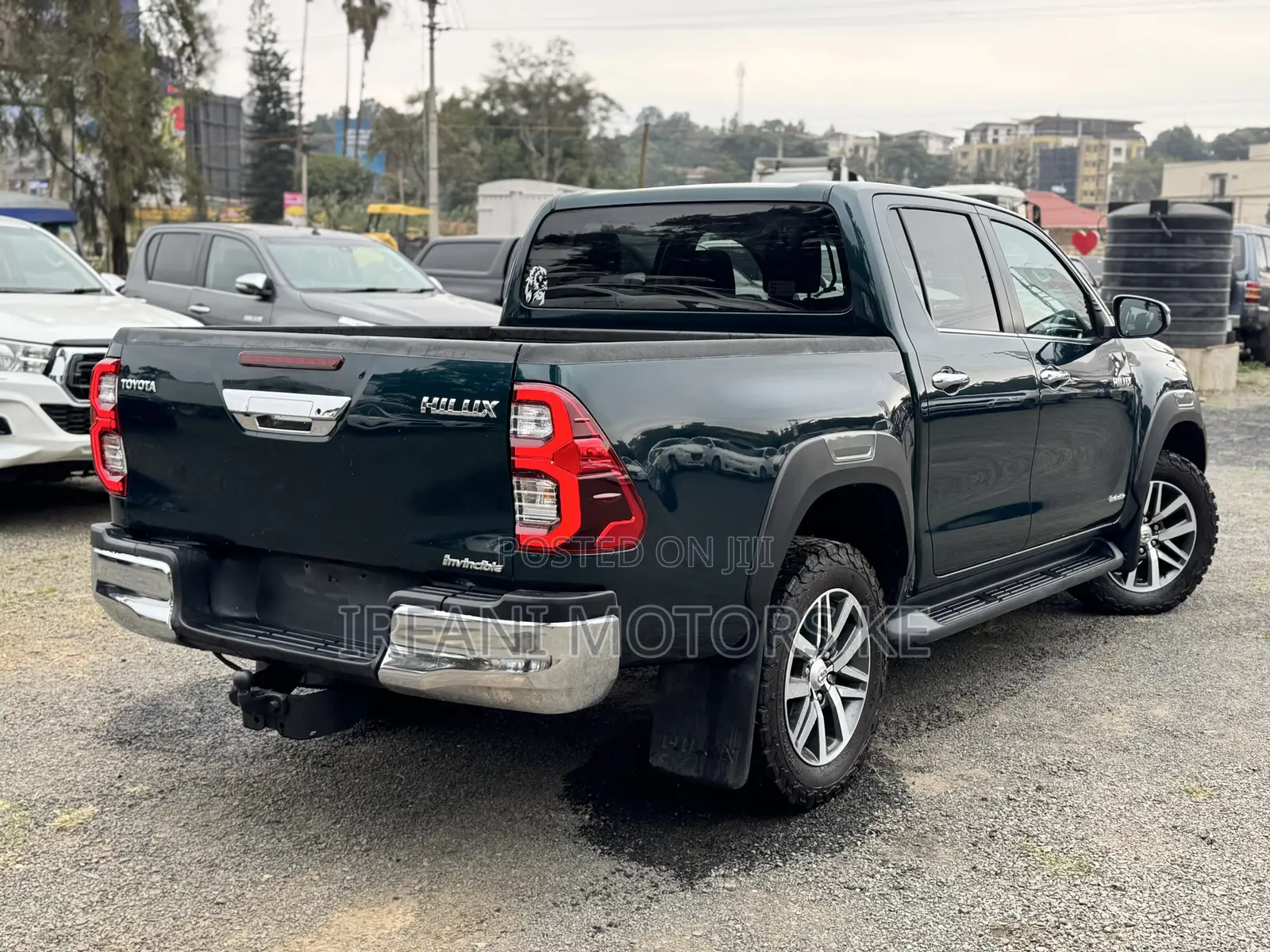 Toyota Hilux Revo Double Cab Deisel 2.4 AWD 2019 Green