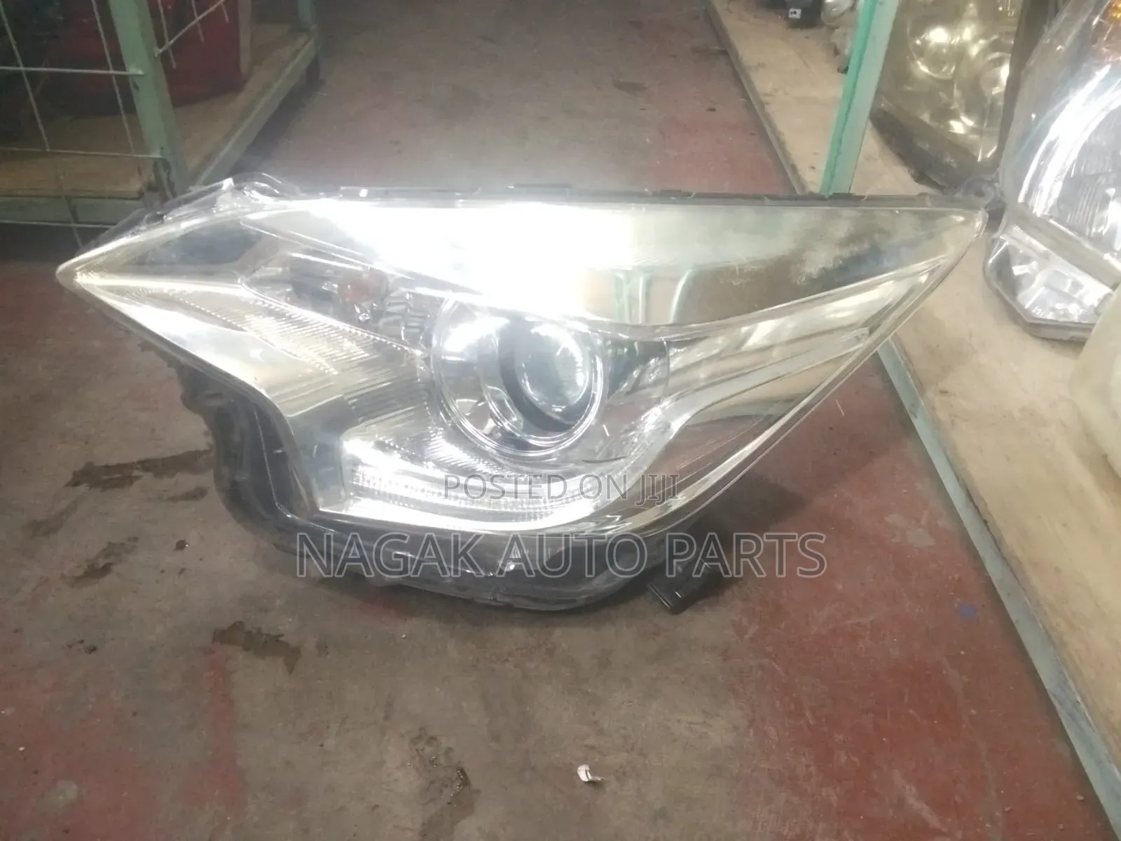 Ractise 2014-2018 Non Xenon Headlight