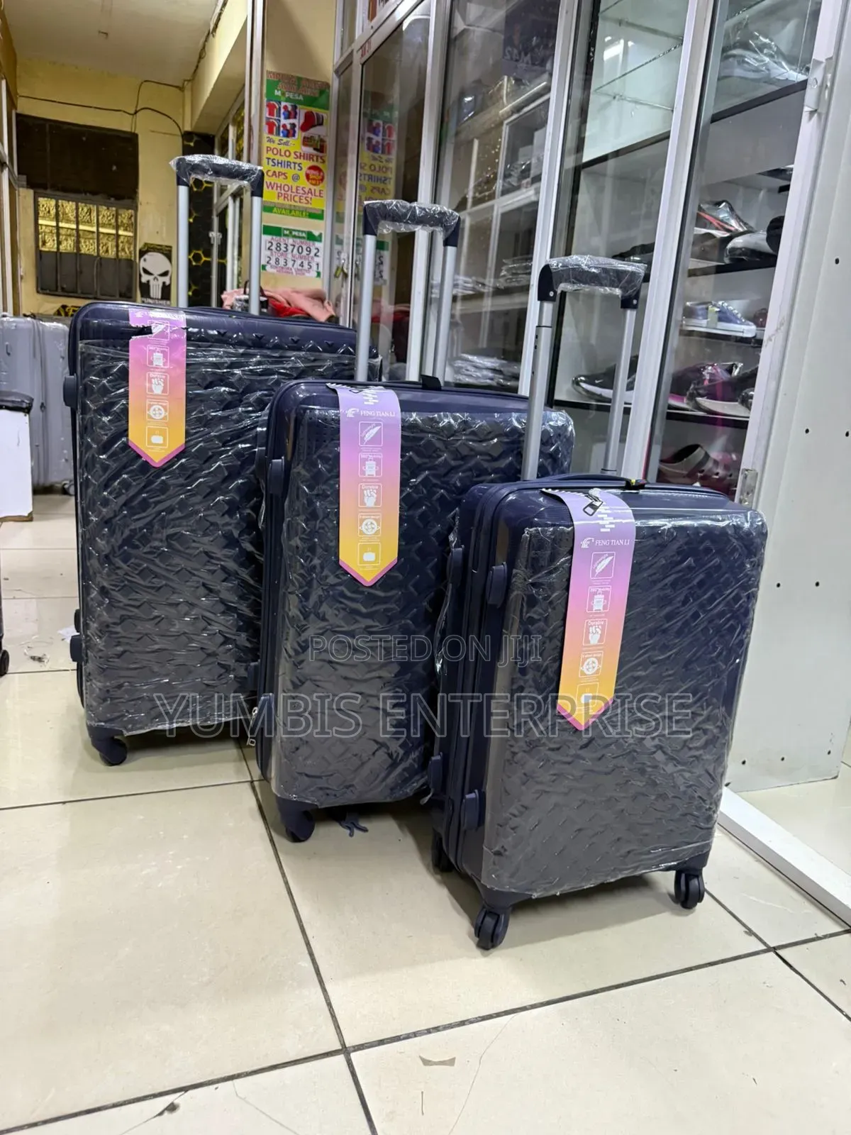 New Design No 30/Size Xl Large 3 in 1 Rubber Unbreakable Suitcase Blue