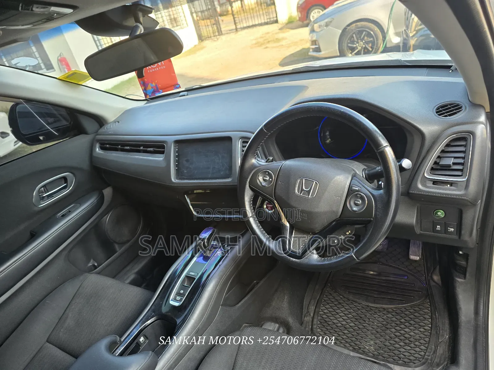 Honda Vezel 2017 White