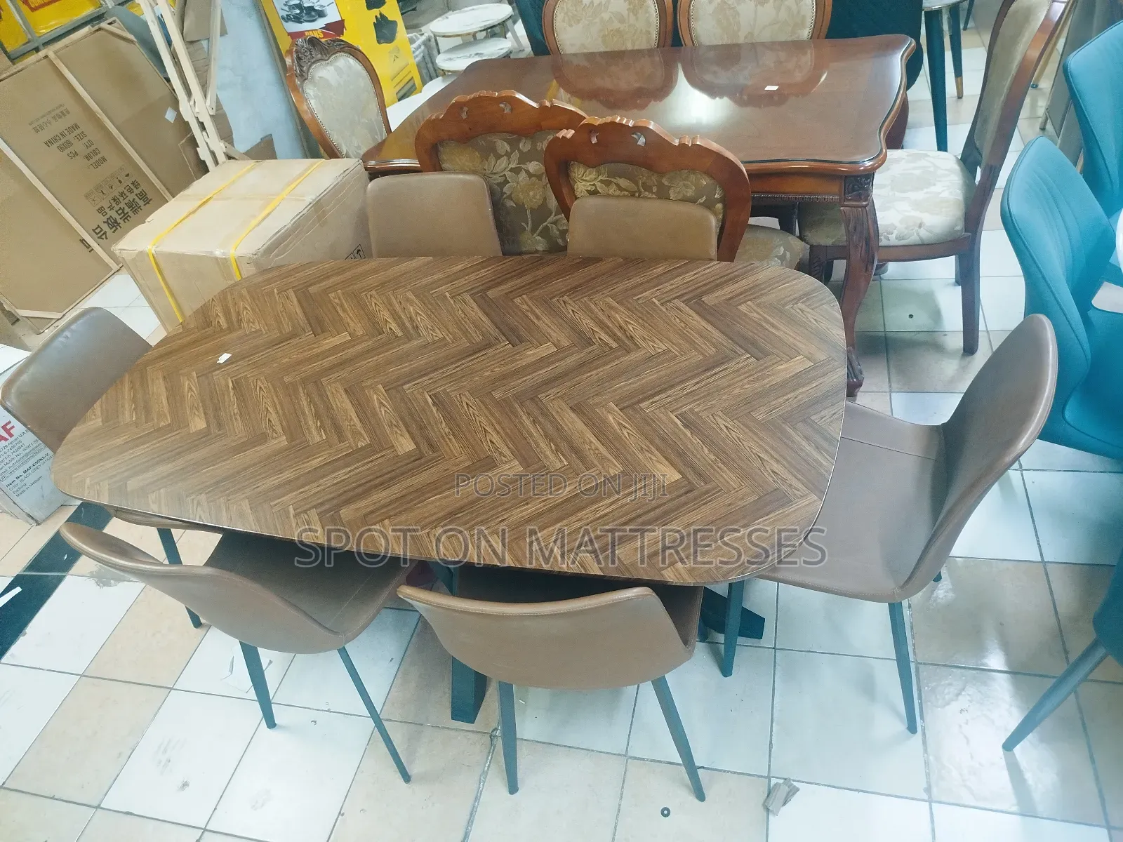Just Wow! 6 Chairs Dining Table Set + Free Delivery.