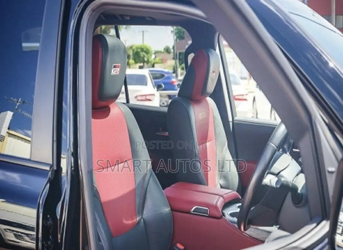 Toyota Land Cruiser 3.3 Diesel 4WD 2021 Black