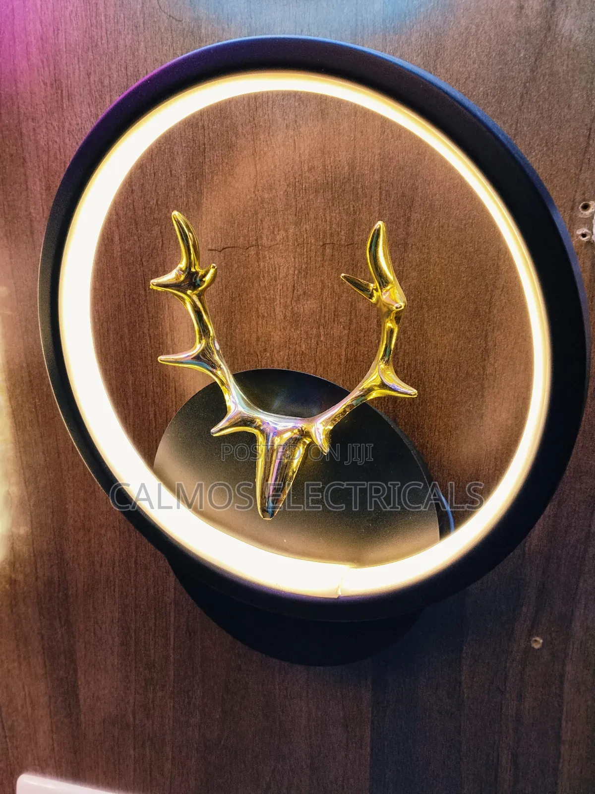 Wall Bracket Antelope Design