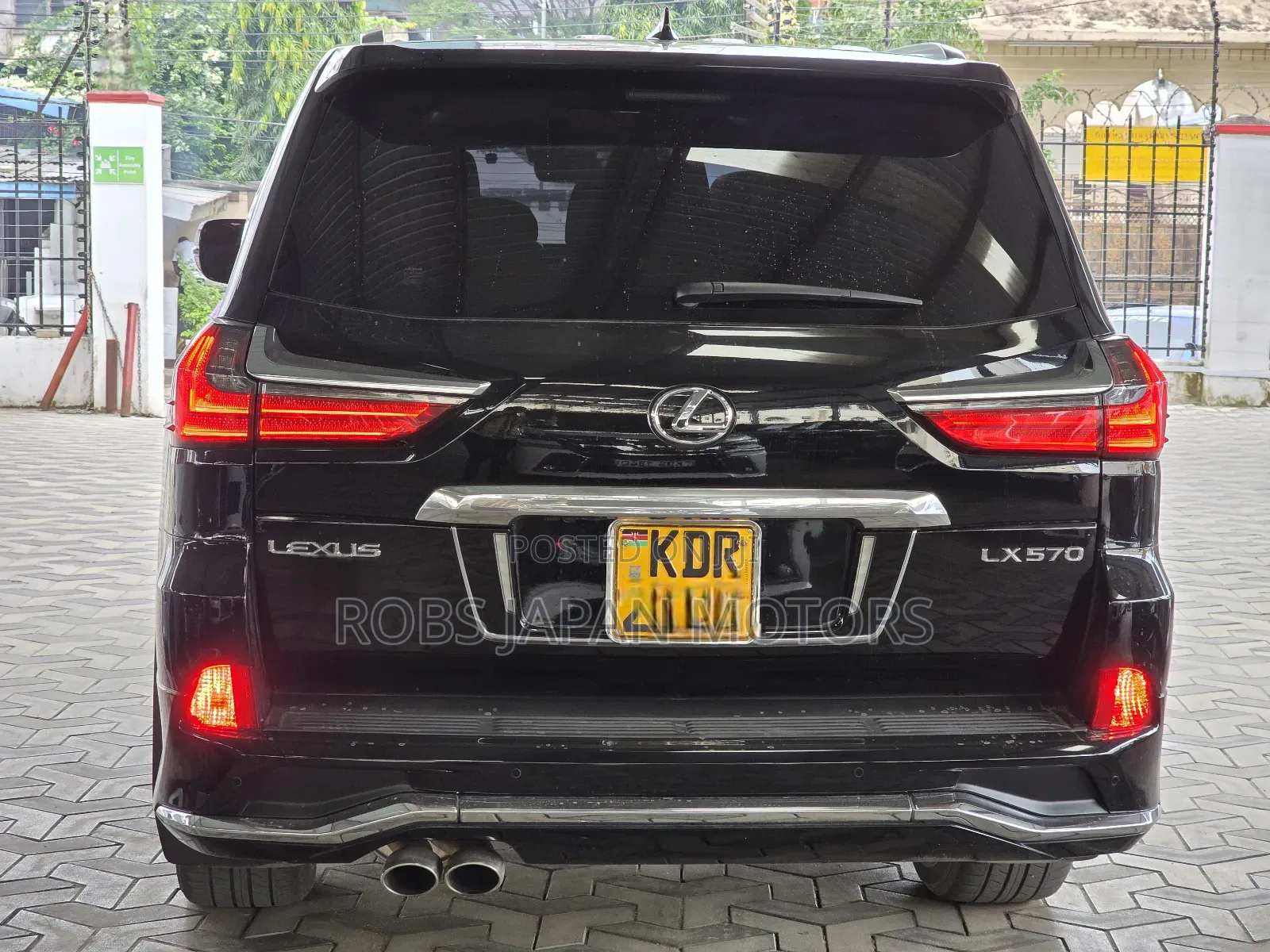 Lexus LX 570 AWD 2017 Black