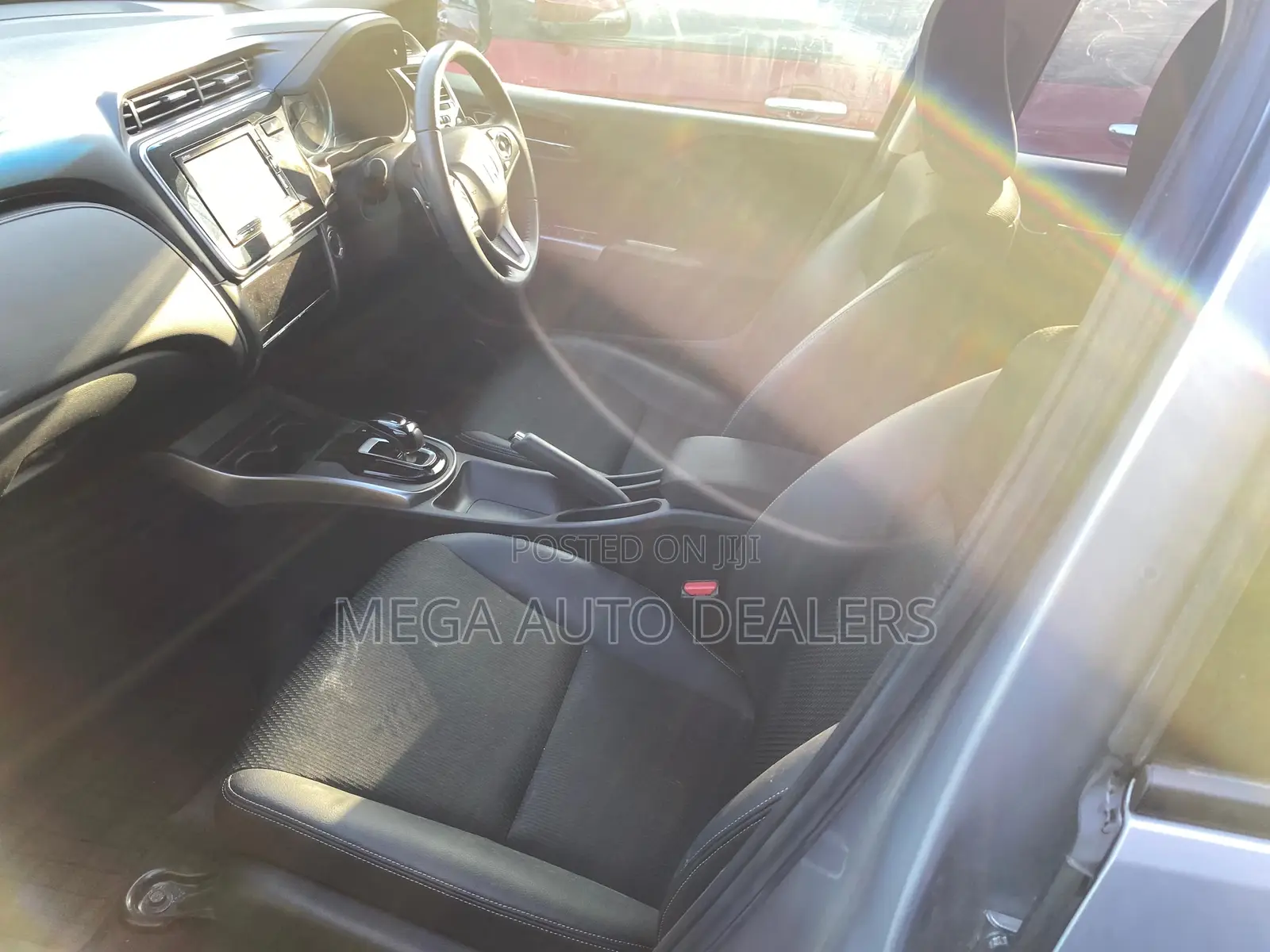 Honda Grace 2018 Silver