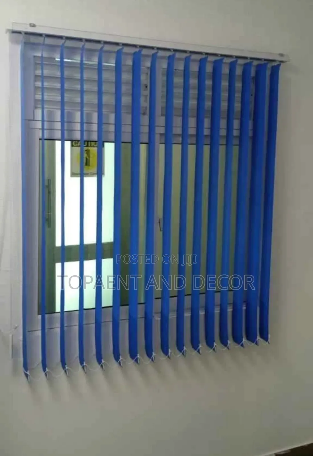 Purchase Vertical Office Blinds for Good and Executive Looks in Office