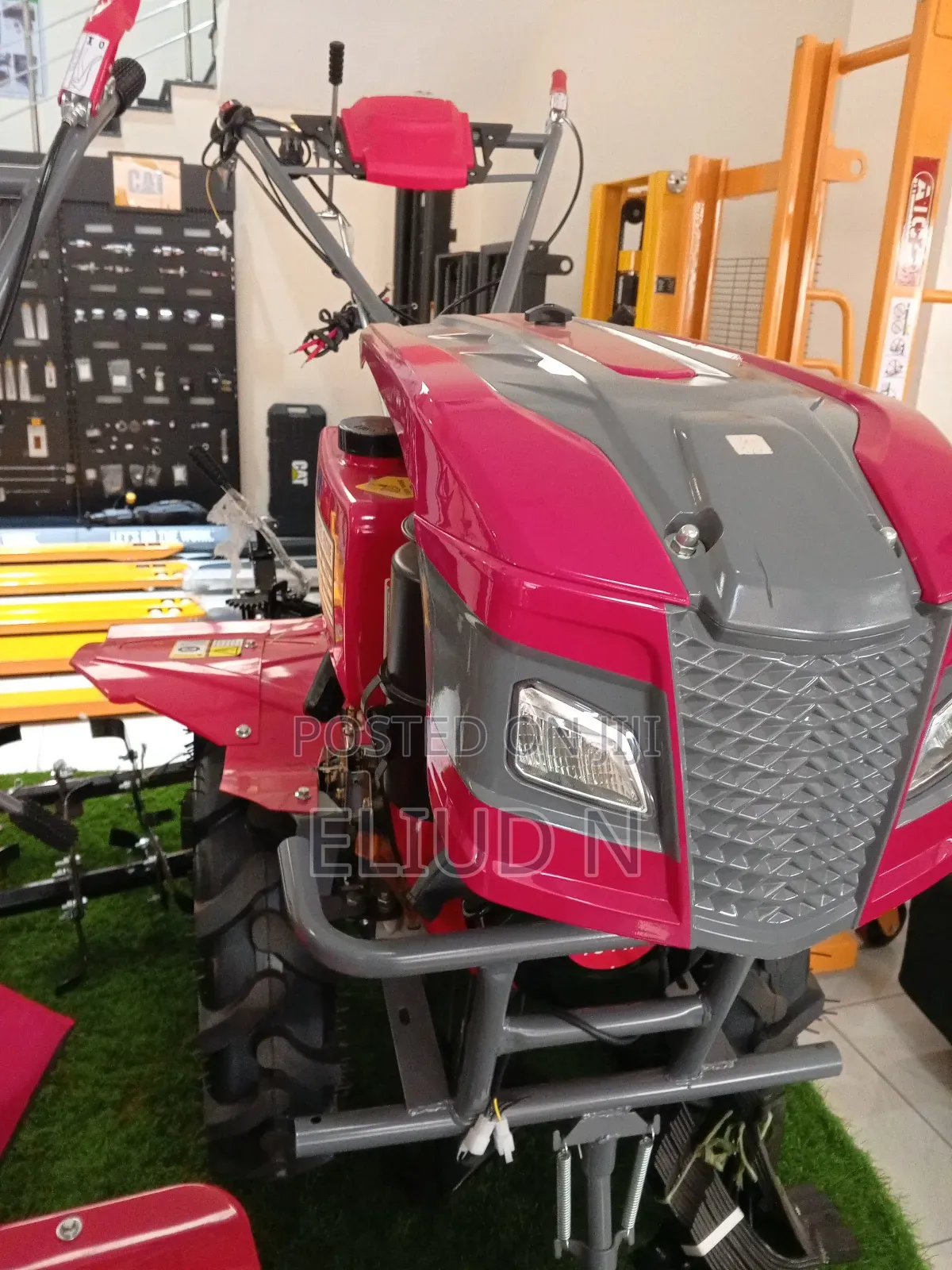 Power Tiller With Many Attachments