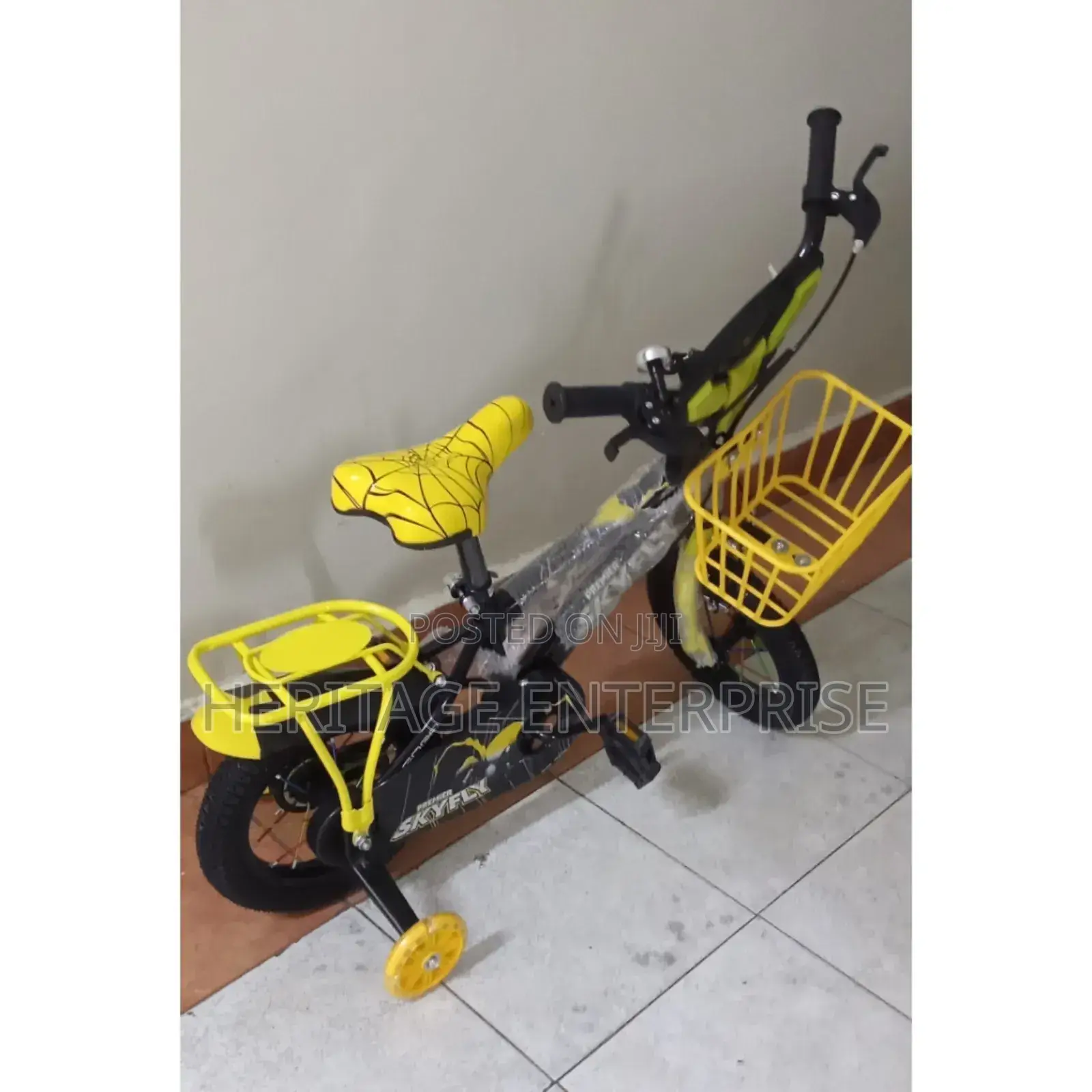 Size12 Kids Bike With Training Wheels