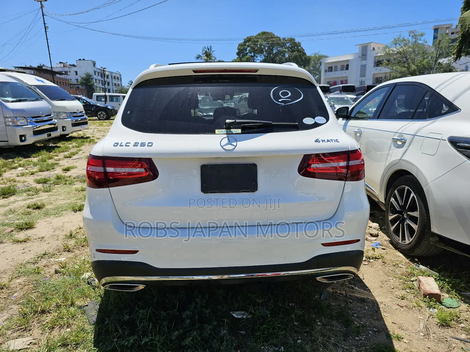 Mercedes-Benz GLC-Class 2018 Off white