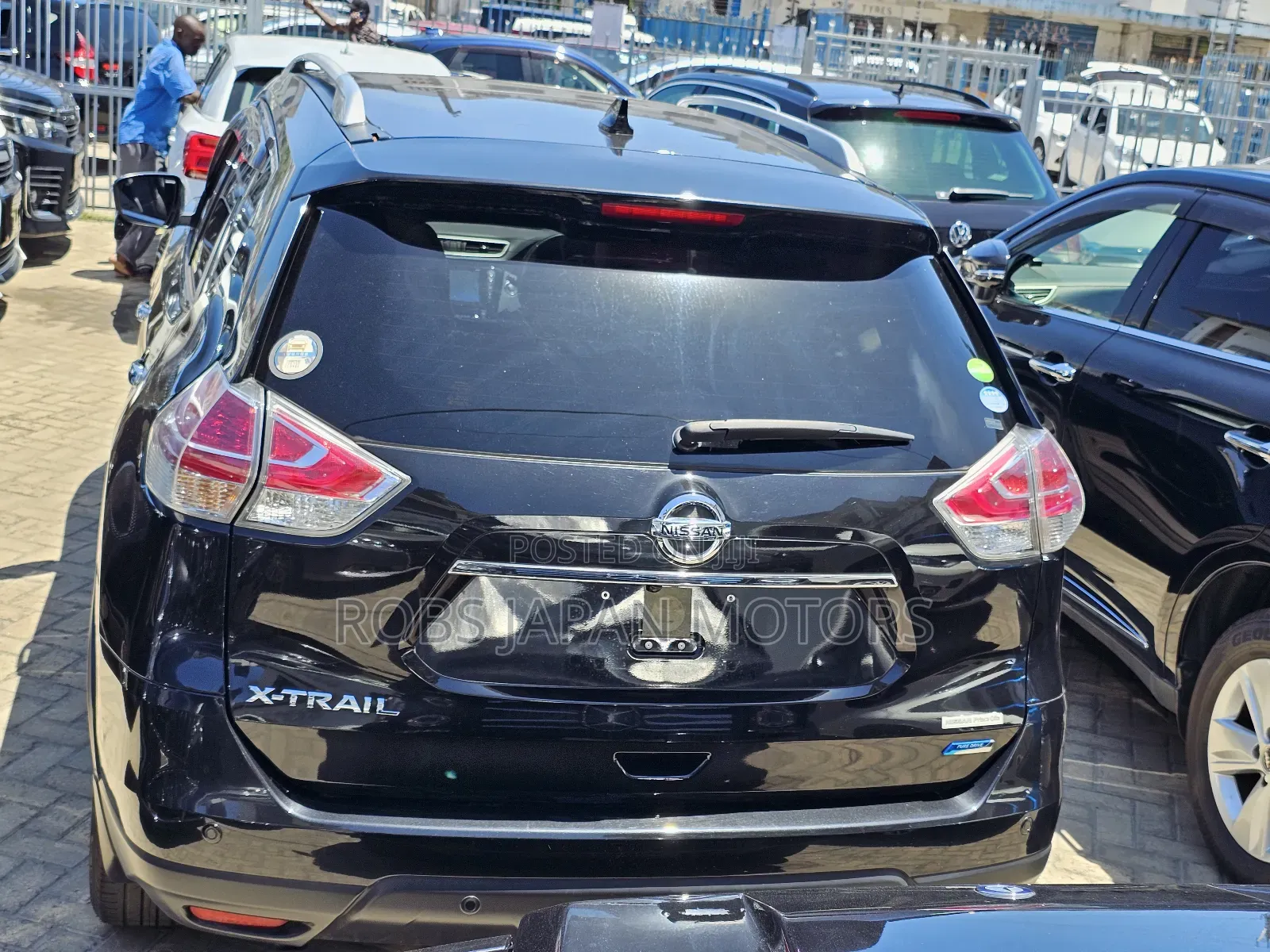 Nissan X-Trail 2.0 Petrol FWD 2017 Black